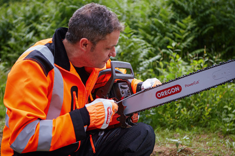 Električni oštrač lanaca ili turpija za oštrenje lanaca – šta odabrati?